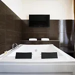 La 3*