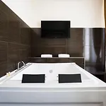 La 3*