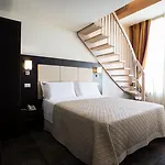 La Hotel