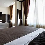 La Hotel 3*