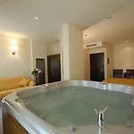 La 3*
