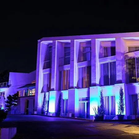 Hotel La 3*