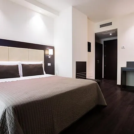 La Hotel 3*
