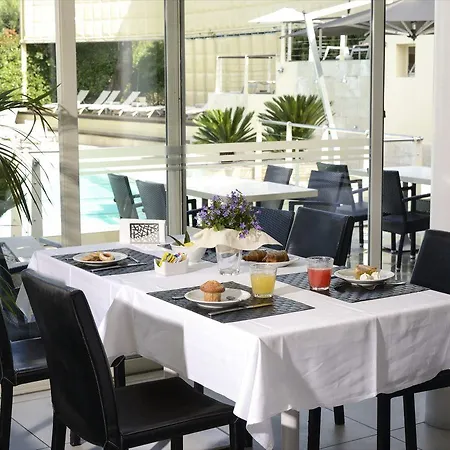 Hotel La