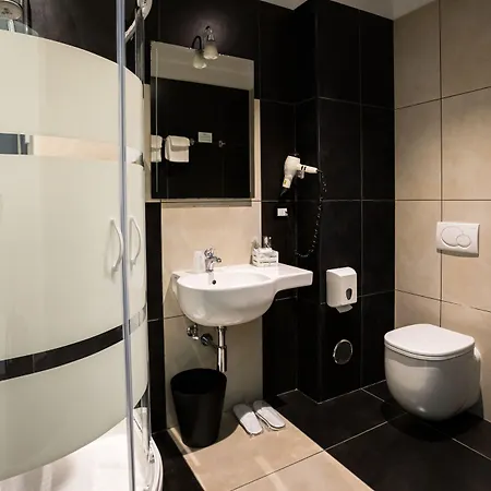 Hotel La 3*